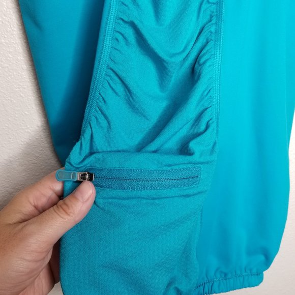 PICK 3 FOR $20 Lululemon Reflective Blue Running Tank Top Shirt Size 4 - Picture 5 of 6